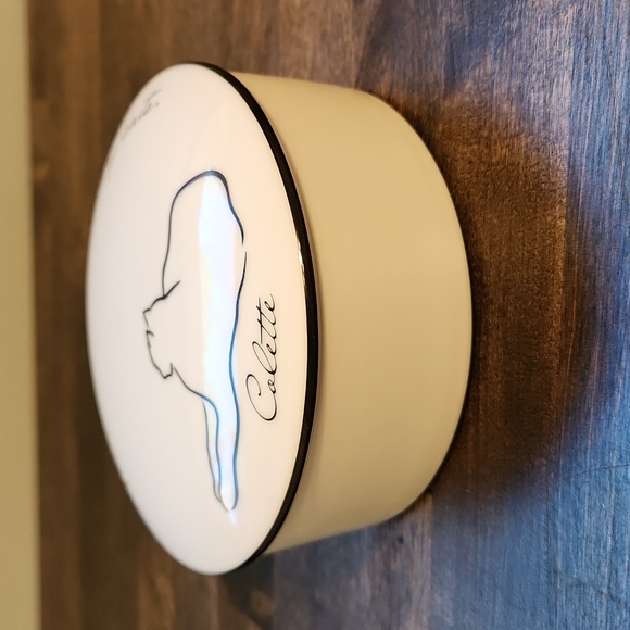 Glass cat coasters  in glass lidded bowl. The Monkey and the Peddler Liz Ross - Picture 9 of 9